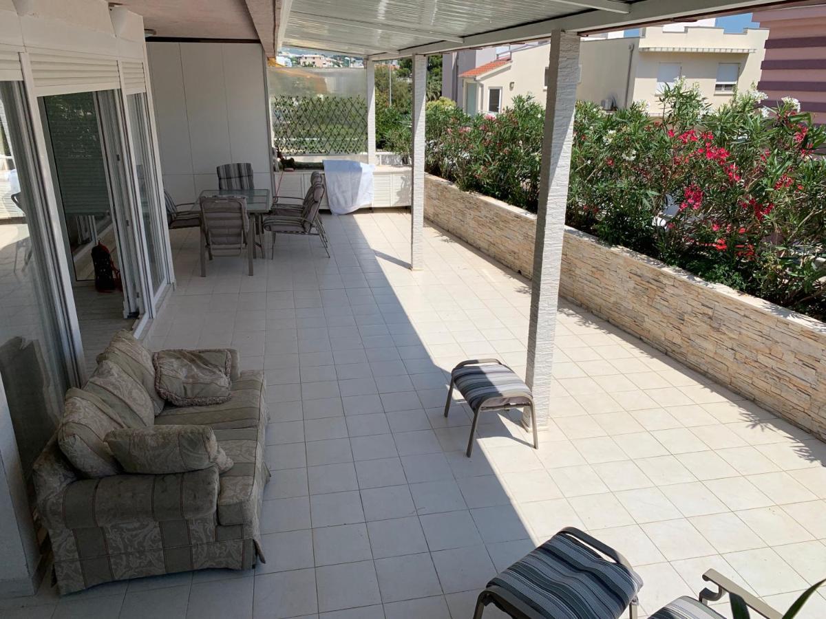 Relax Whit Big Terrace 170m2 Near The In * Split