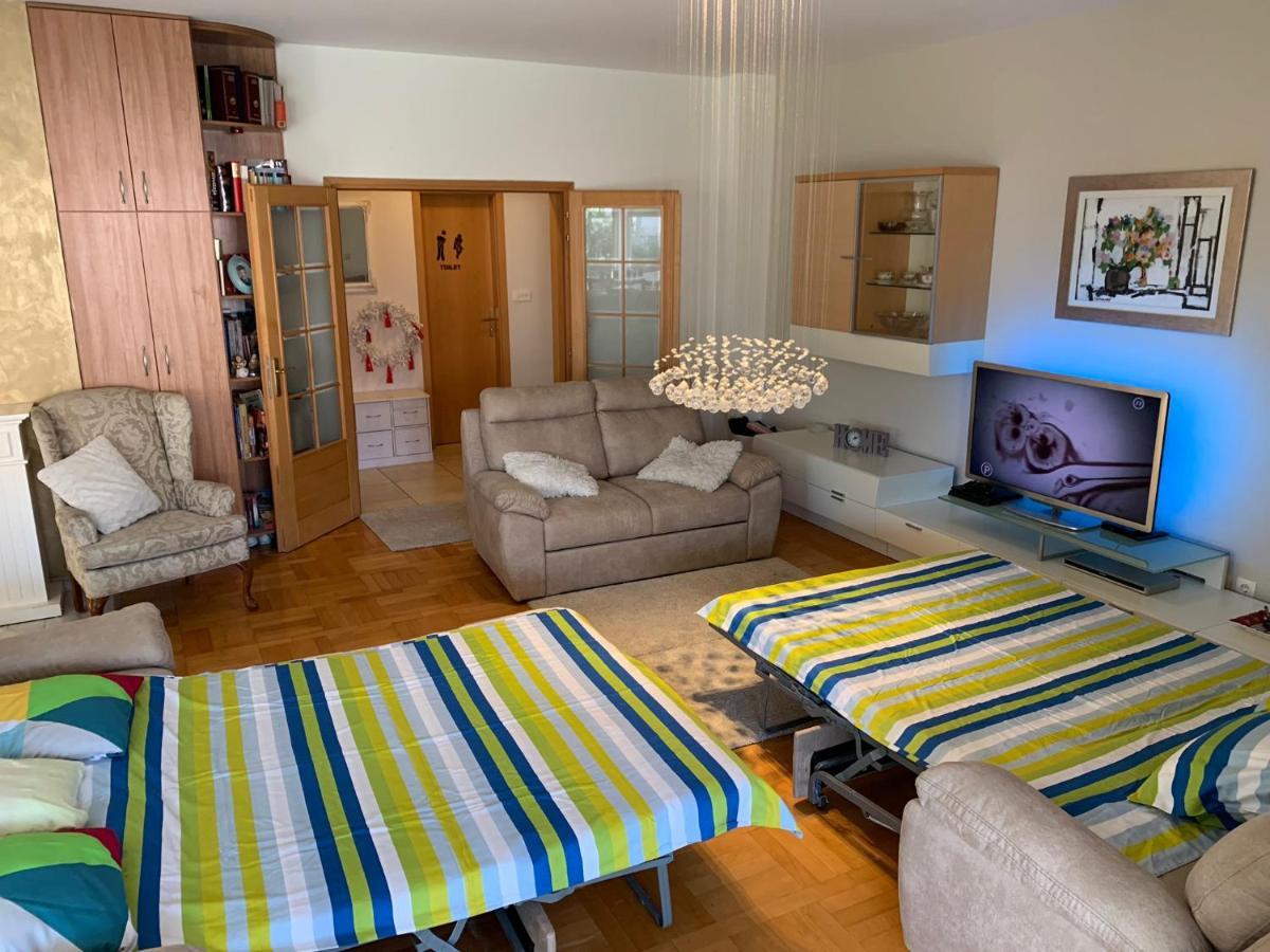Relax Whit Big Terrace 170m2 Near The In Lägenhet *